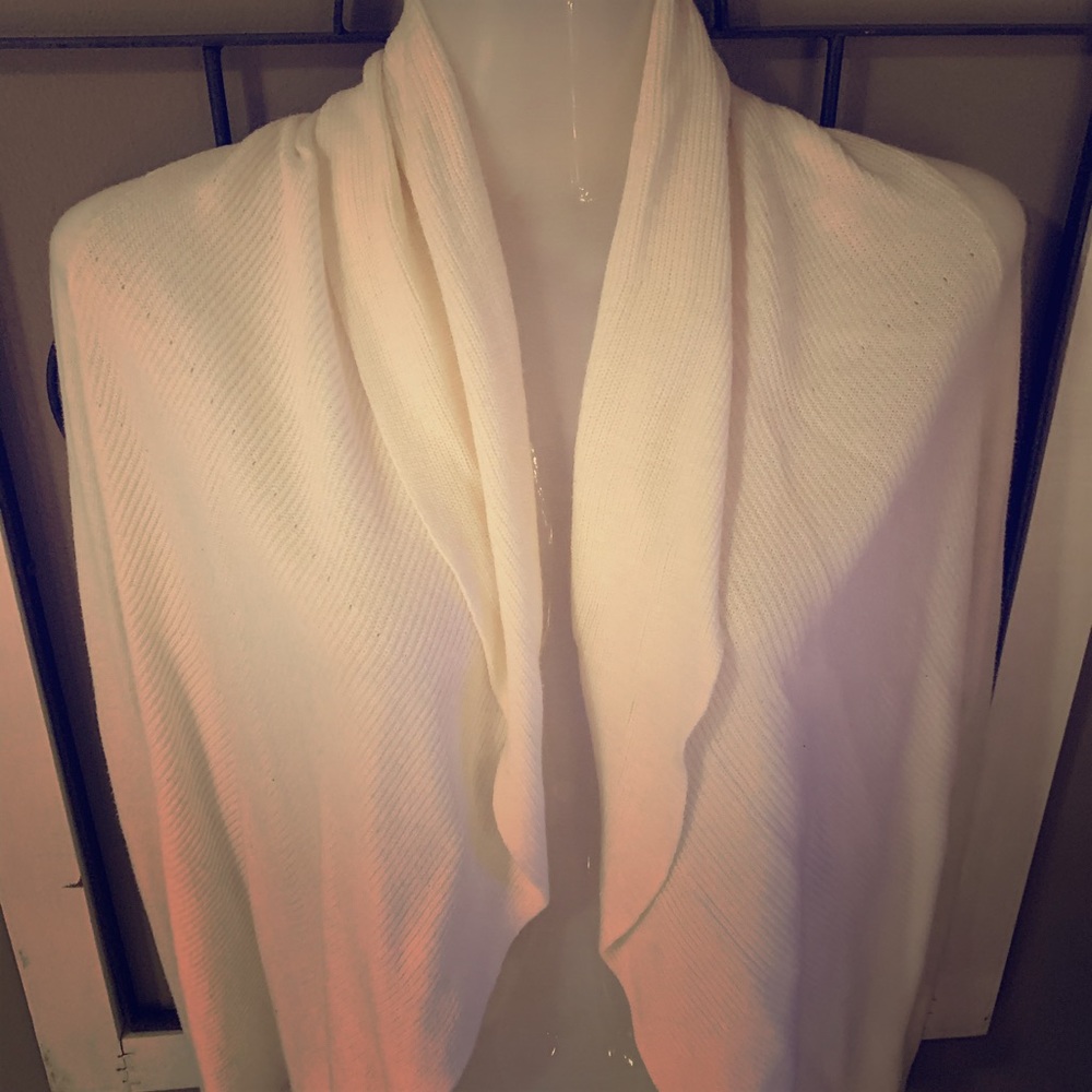 Beautiful white cardigan
